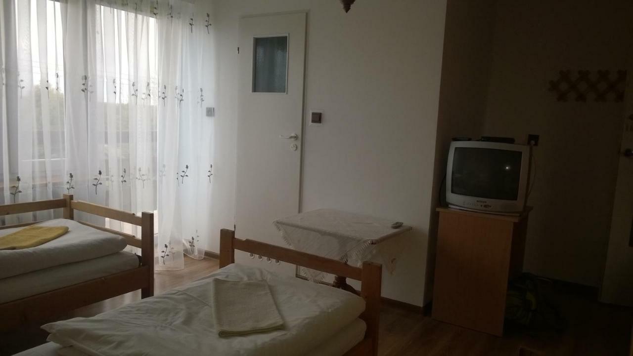 Agrohotelik-Gospodarstwo Agroturystyczne Мронгово Экстерьер фото