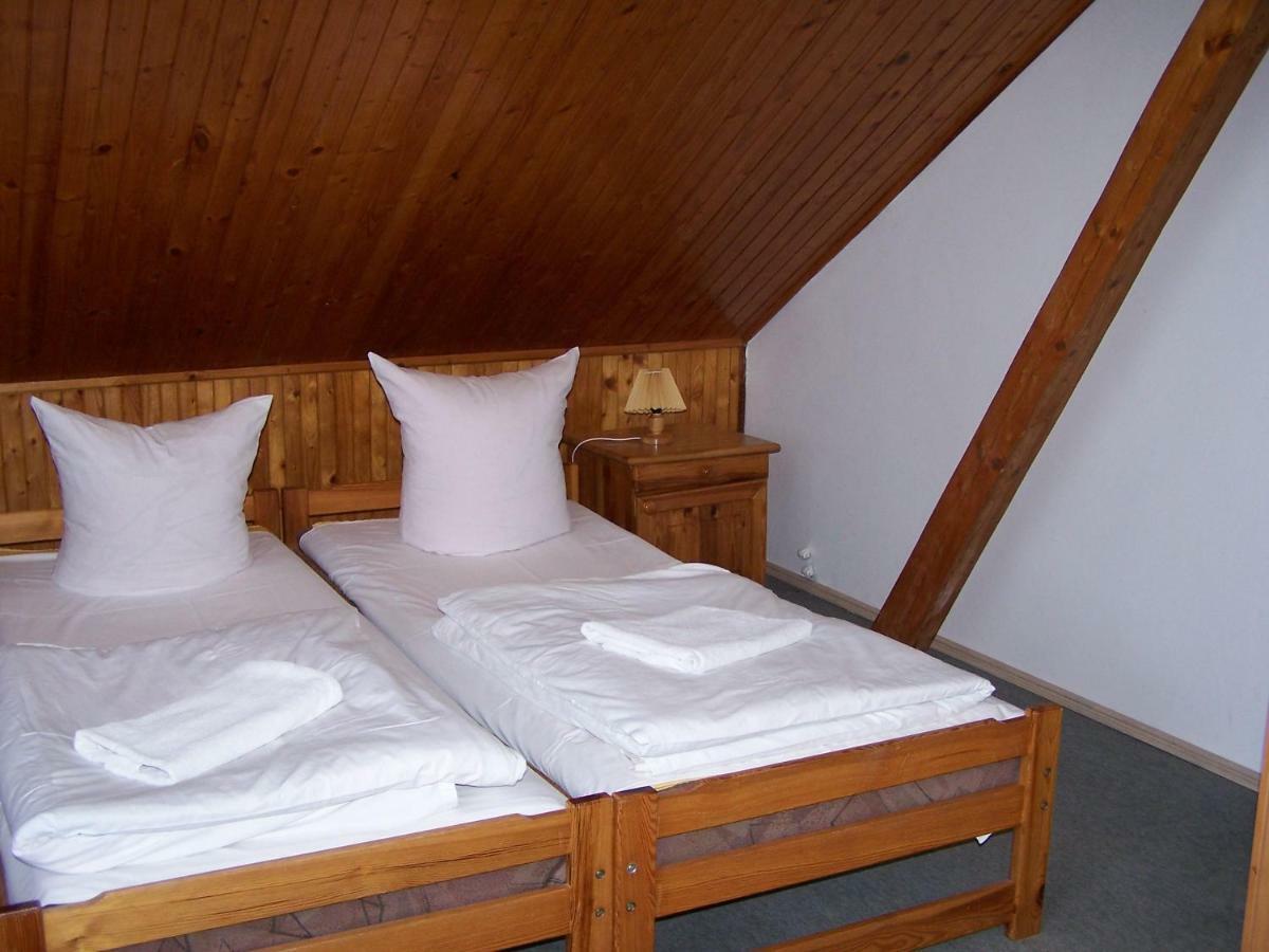 Agrohotelik-Gospodarstwo Agroturystyczne Мронгово Экстерьер фото