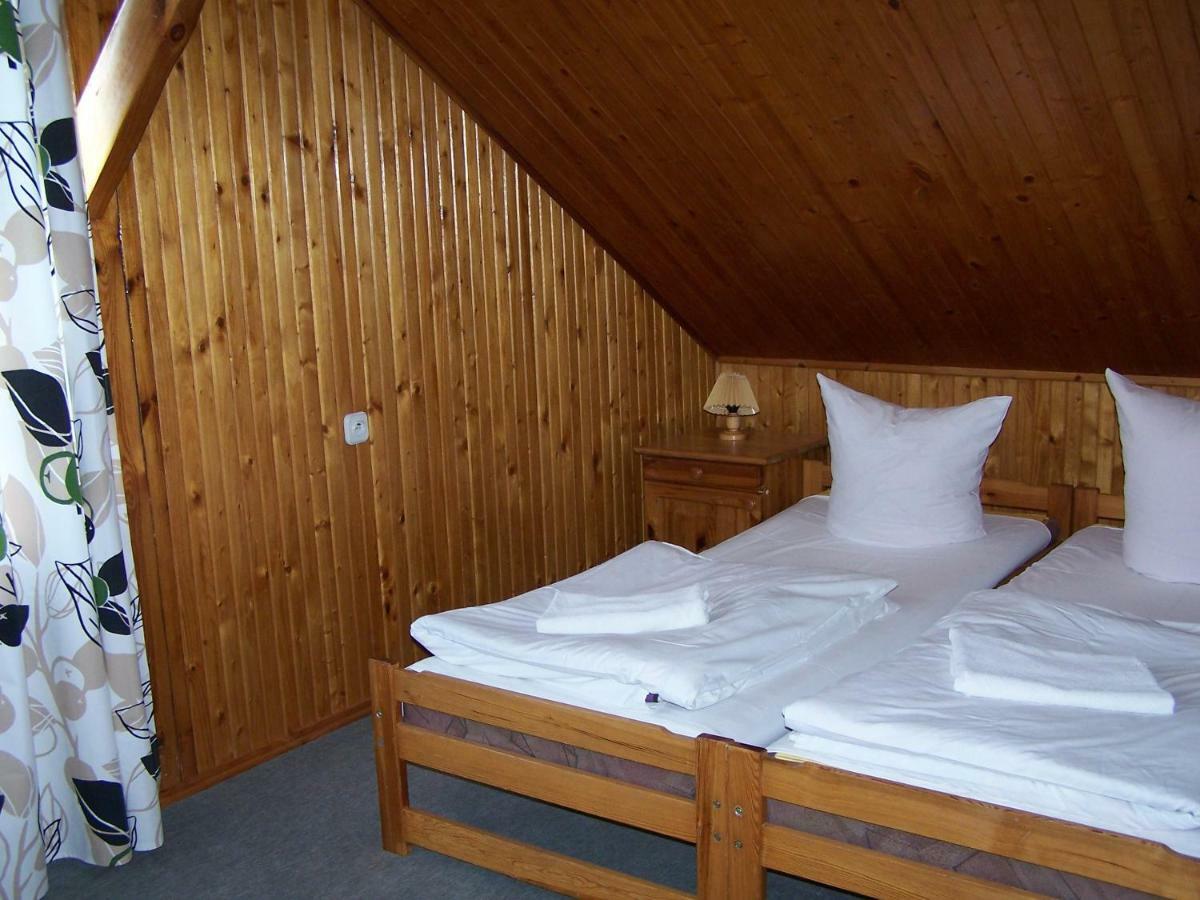 Agrohotelik-Gospodarstwo Agroturystyczne Мронгово Экстерьер фото